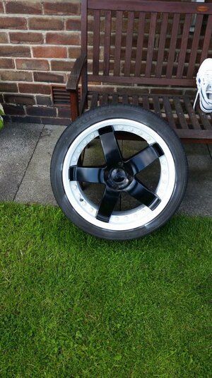 white wheels 152.jpg white wheels 152.jpg