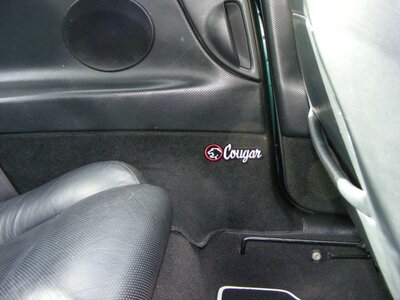 2007_0101cougar-interior0013.jpg