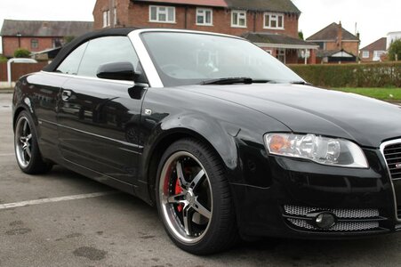 new audi pics 001.jpg