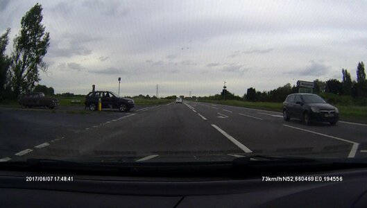 vlcsnap-2017-06-07-19h47m32s789.jpg vlcsnap-2017-06-07-19h47m32s789.jpg