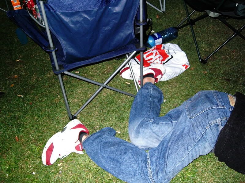 Nohediodnotbreakhislegs.jpg