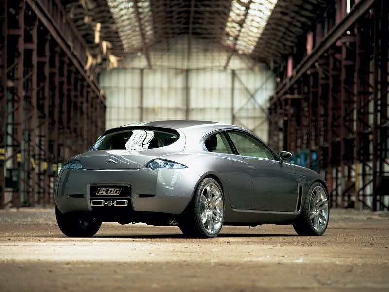 03_jag_rd6_manu_016.jpg
