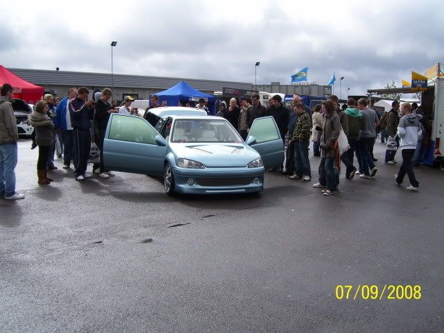 trax200810.jpg