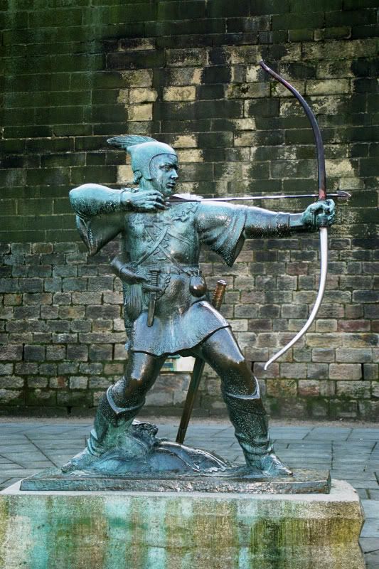 Robin_Hood_Memorial.jpg