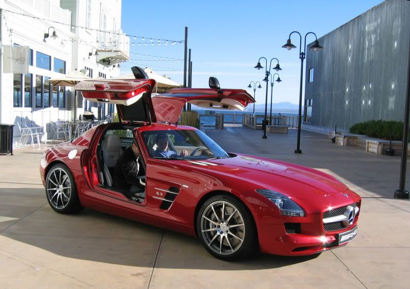 2891GullwingdoorstoAMGMerc.jpg